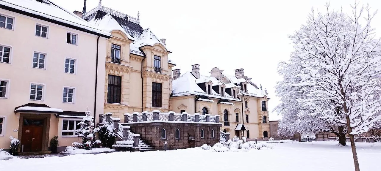 Homestay Johannes Schloessl - Gaestehaus Der Pallottiner Am Moenchsberg Salzburg