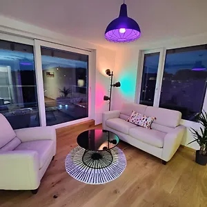  Apartment Penthouse Flat Carolina In Stadt